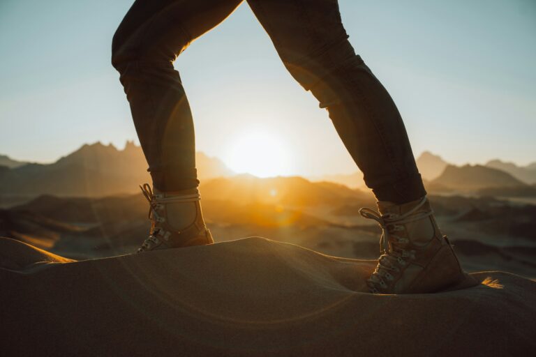 neom-OCKa0AkSyRc-unsplash